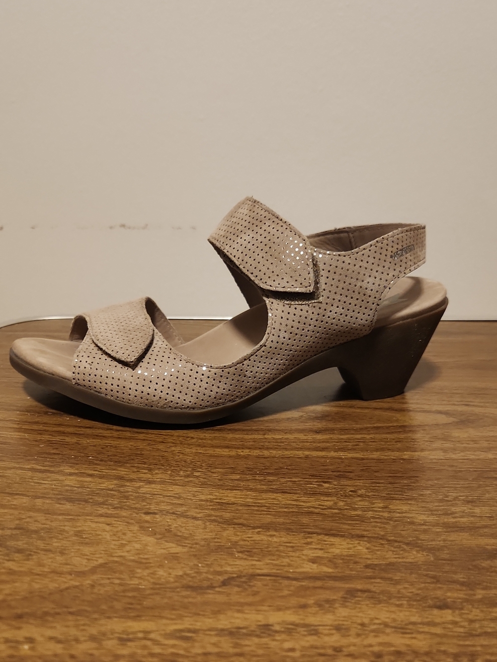 Mephisto Women's Perforated Sandals in Light Gray - Picture 5 of 5